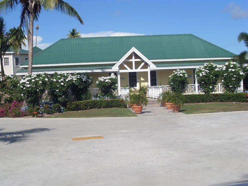 Saint Thomas Lowland Nelson Spring Beach Resort מראה חיצוני תמונה